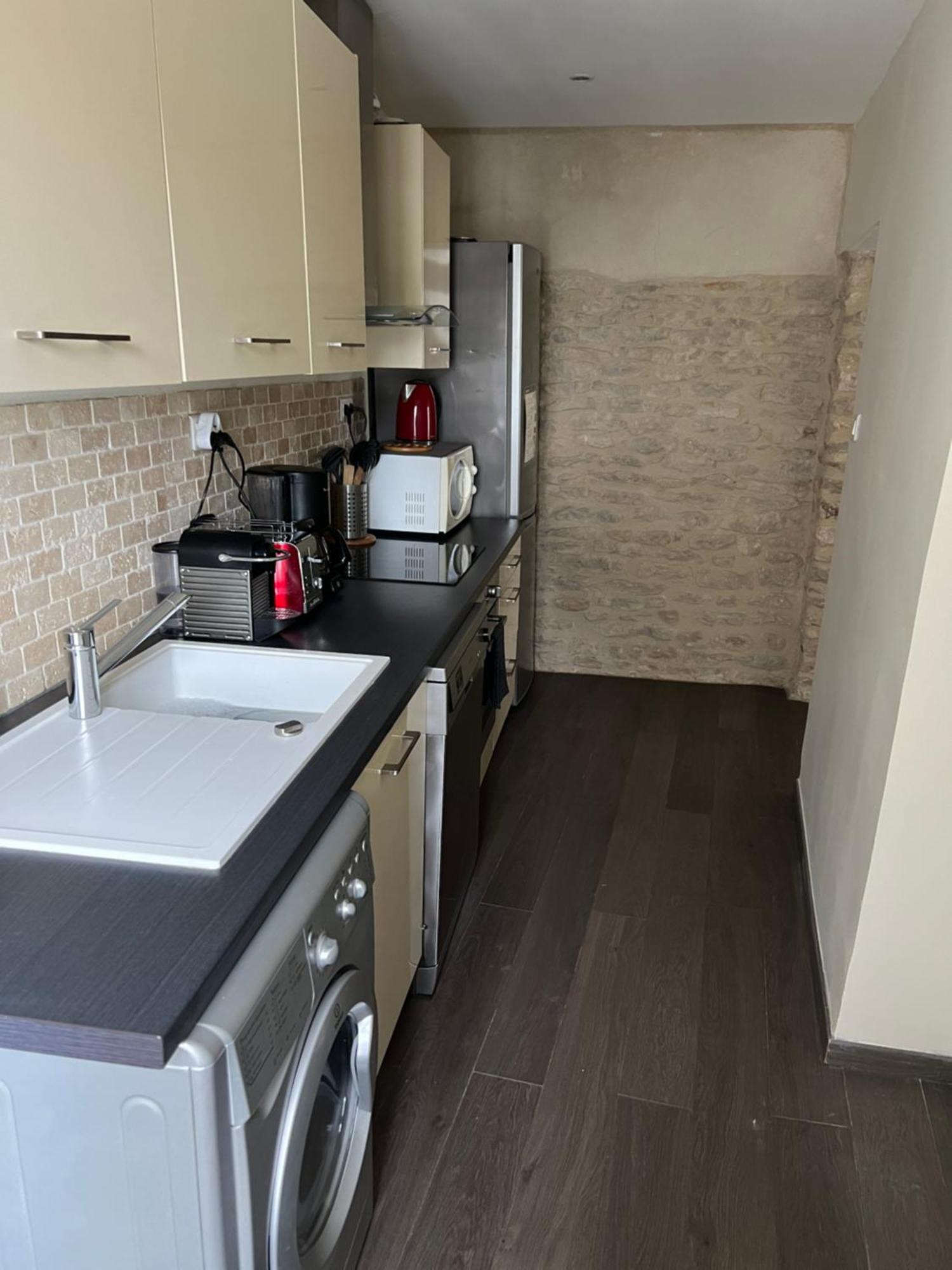 Appartement 3 Pieces Bord De Mer Place Du 6 Juin アロマンシュ・レ・バン エクステリア 写真